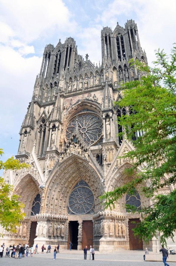 Appartement LUX Cathédrale à Reims Extérieur photo